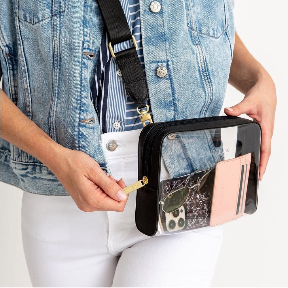 NWT TRUFFLE Clarity Spectator Bag (Chalk)